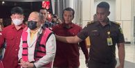 Iwan Kurniawan Bicara Saat Dibawa ke Rutan: Saya Tidak Terlibat!