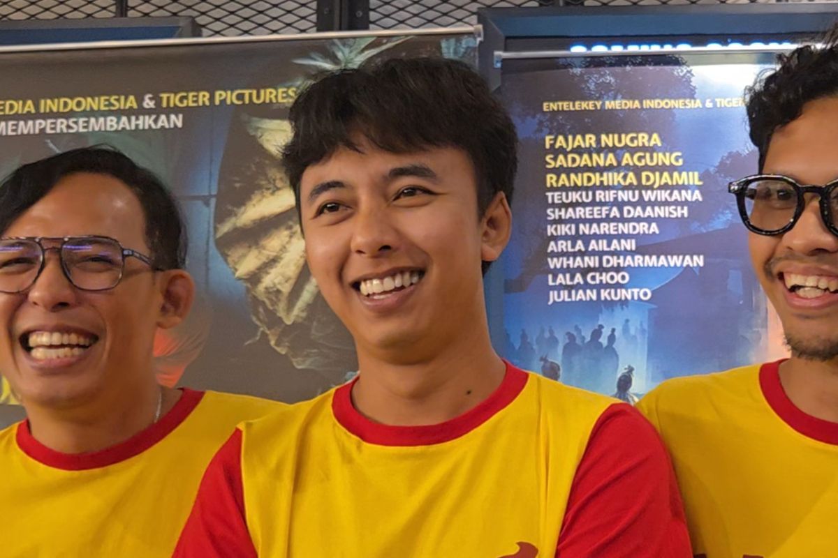 Fajar Nugra Angkat Beban Generasi Sandwich Lewat Karakter Kartono di Film Warung Pocong