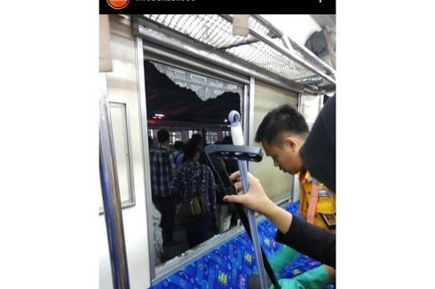 Kaca Gerbong KRL Manggarai-Tambun Pecah Dilempar Batu Orang Tidak Dikenal