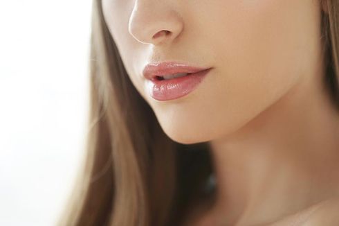 5 Cara Menggunakan dan Rekomendasi Lip Tint untuk Bibir Hitam