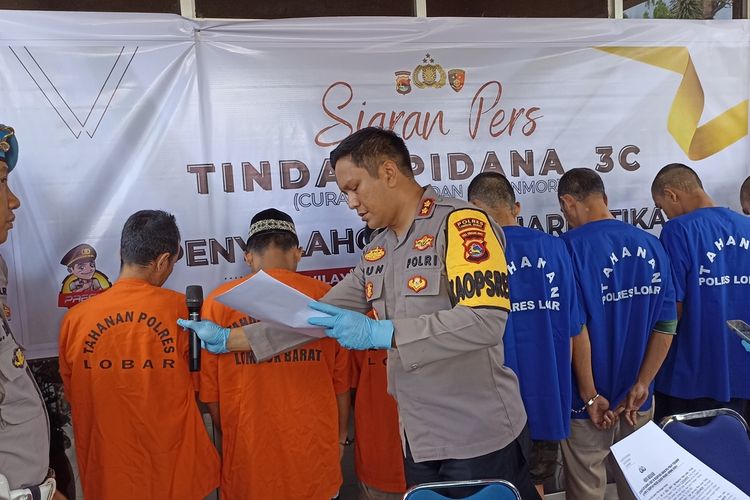 Jumpa pers kasus pencurian motor di Polres Lombok Barat, Senin (20/11/2023)