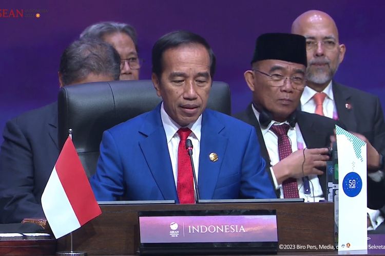 Presiden Joko Widodo saat memimpin KTT ke-3 ASEAN-Australia di Jakarta Convention Center, Kamis (7/9/2023).