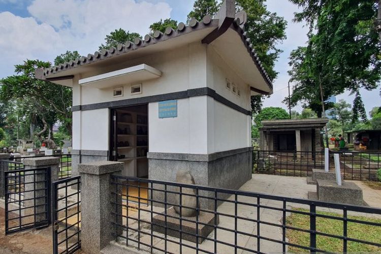 The Japanese Columbarium in Petamburan Cemetery, Tanah Abang, Central Jakarta