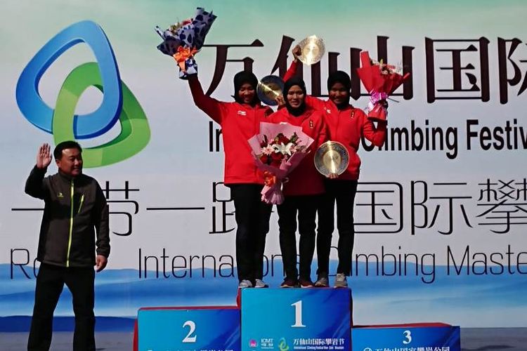  Prestasi membanggakan kembali ditorehkan atlet panjat tebing nasional Indonesia. Kali ini, mereka tak hanya mengawinkan emas speed, tetapi juga memborong medali di nomor women?s speed dalam ?The Belt and Road? International Climbing Master Tournament 2018 di Wanxianshan, China, 13-14 Oktober 2018. 
