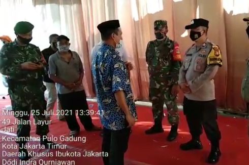 Petugas Gabungan Bubarkan Resepsi Pernikahan di Pulogadung