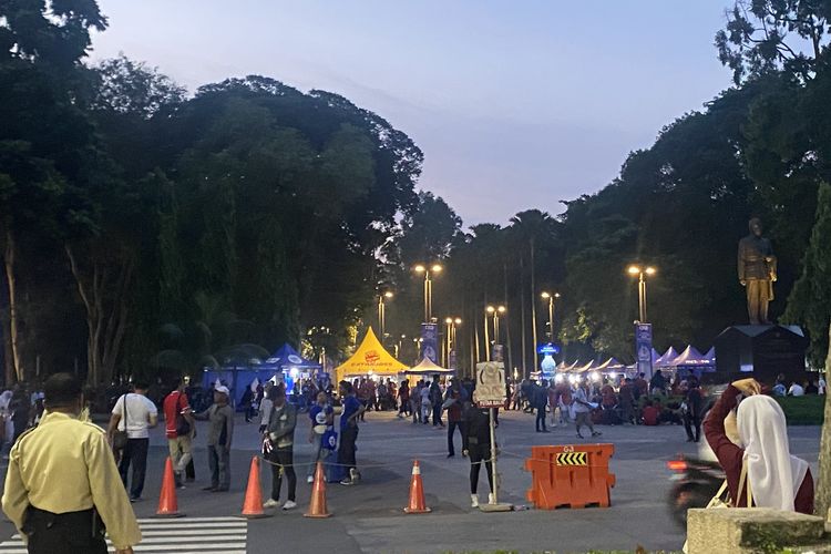 Supporter Timnas Antusias Nonton Indonesia vs Oman di GBK: Biasanya Lihat di TV