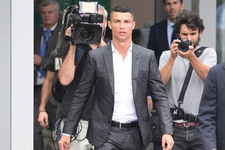 Cristiano Ronaldo tiba di markas Juventus pada 16 Juli 2018. 