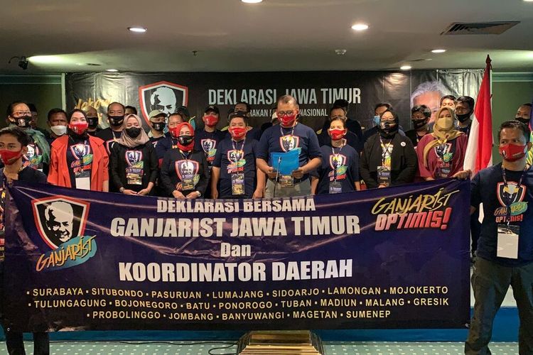 Relawan Ganjar Pranowo deklarasi dukungan untuk Ganjar untuk maju di Pilpres 2024 di Surabaya, Minggu (31/10/2021).