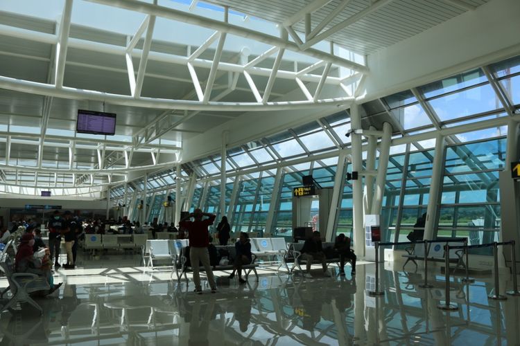 Terminal Baru Bandara El Tari Kupang Mulai Beroperasi, Selasa (31/3/2020).