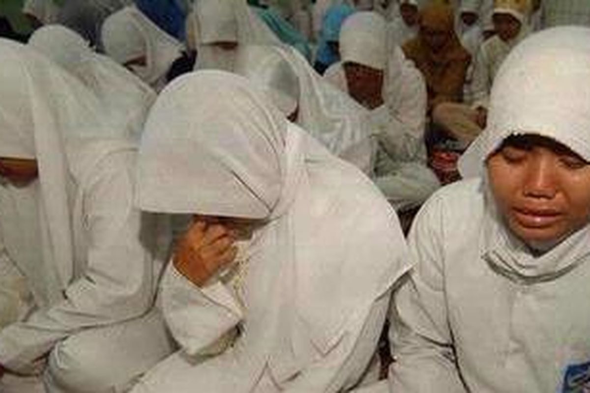 Ilustrasi doa bersama menjelang pelaksanaan ujian nasional