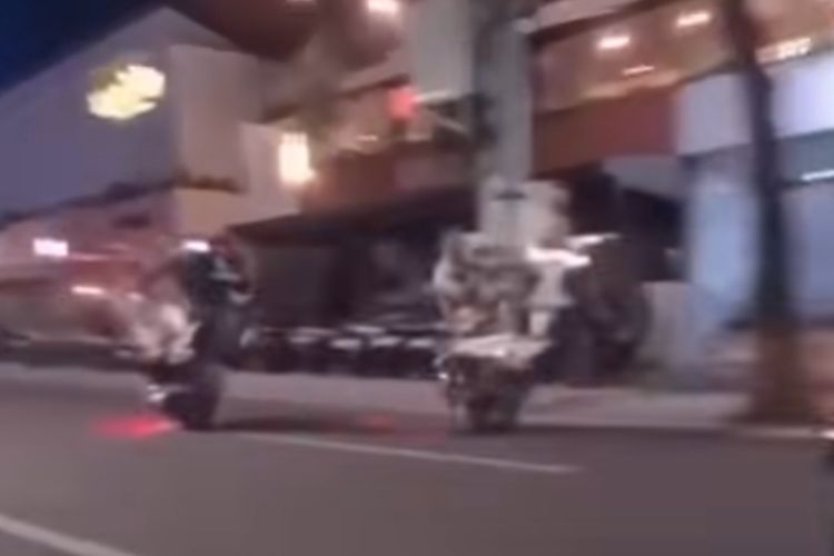 Viral Aksi Bule Ugal-ugalan Wheelie di Jalanan Canggu, Polisi Buru Pelaku
