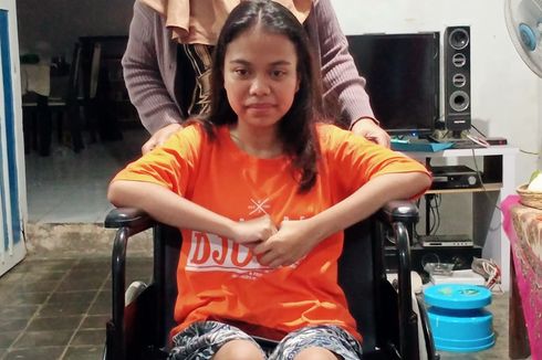 Kisah Pilu Putri, Korban Tragedi Kanjuruhan, Ingatan Belum Pulih hingga Gunakan Kursi Roda