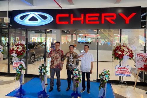 Chery Resmikan City Store Pertama di Qbig BSD City