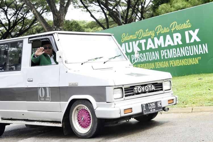 Kijang Kotak Milik Uu Ruzhanul Ulum