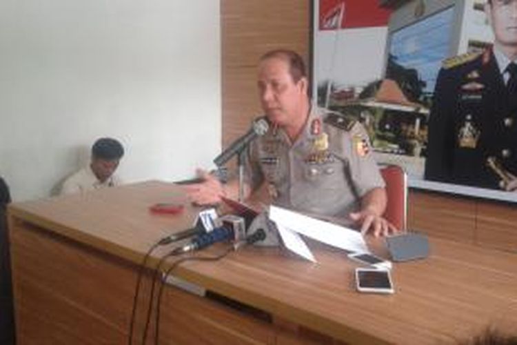 Kepala Biro Penerangan Masyarakat Polri Brigadir Jenderal Boy Rafli Amar, saat memberikan keterangan dalam konferensi pers di Gedung Divisi Humas Mabes Polri, Senin (22/9/2014).