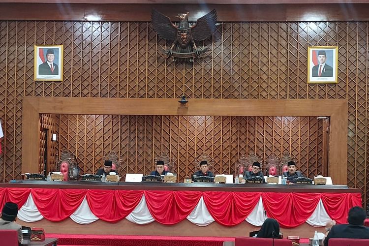 Banyak Kursi Kosong saat Rapat Paripurna, Pimpinan DPRD Minta Bupati Tegur Jajarannya