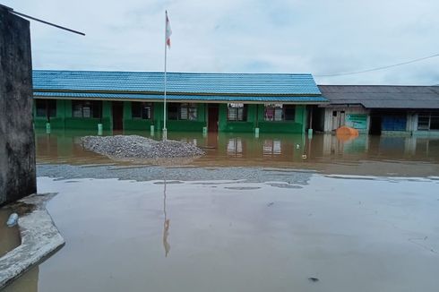 Banjir di Teluk Bintuni, Tempat Ibadah dan Fasilitas Umum Terendam