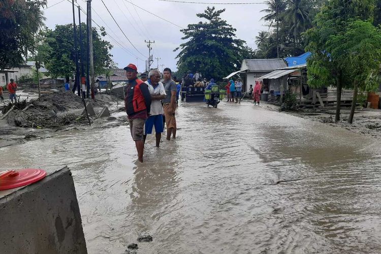 Banjir di Desa Beka menyebabkan rumah warga dan sejumlah fasilitas umum tergenang banjir, Sabtu (27/3/2021)