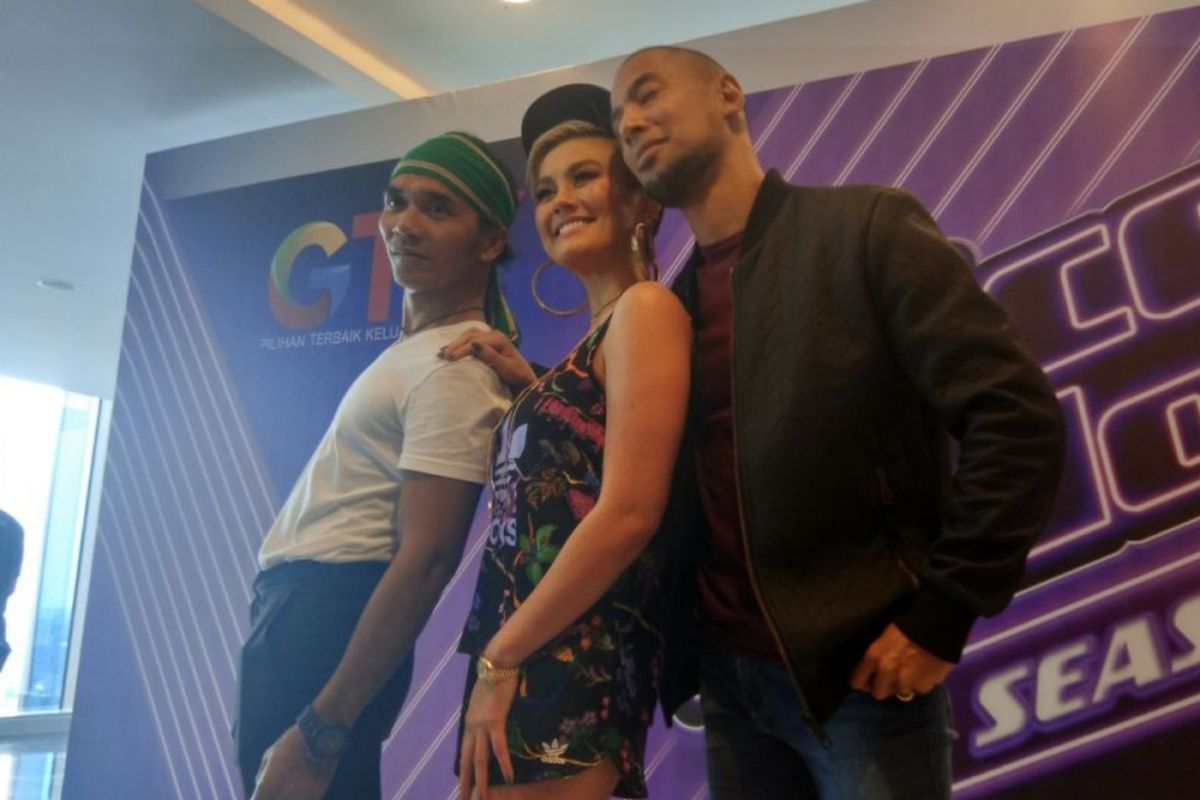 Agnez Mo bersama Kakak Slank dan Marcell Siahaan dalam jumpa pers The Voice Kids Indonesia (TVKI) 3 di MNC Tower, Jakarta Barat, Senin (14/5/2018). 