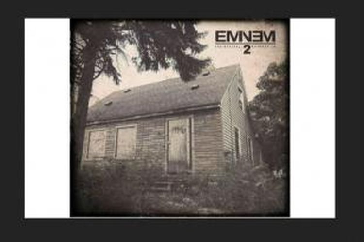 Rumah berlokasi di Detroit itu pernah menjadi bagian dari sejarah musik hip-hop. Pasalnya, Eminem menyertakan gambar rumahnya itu ke dalam sampul albumThe Marshall Mathers LP pada 2000 lalu.
