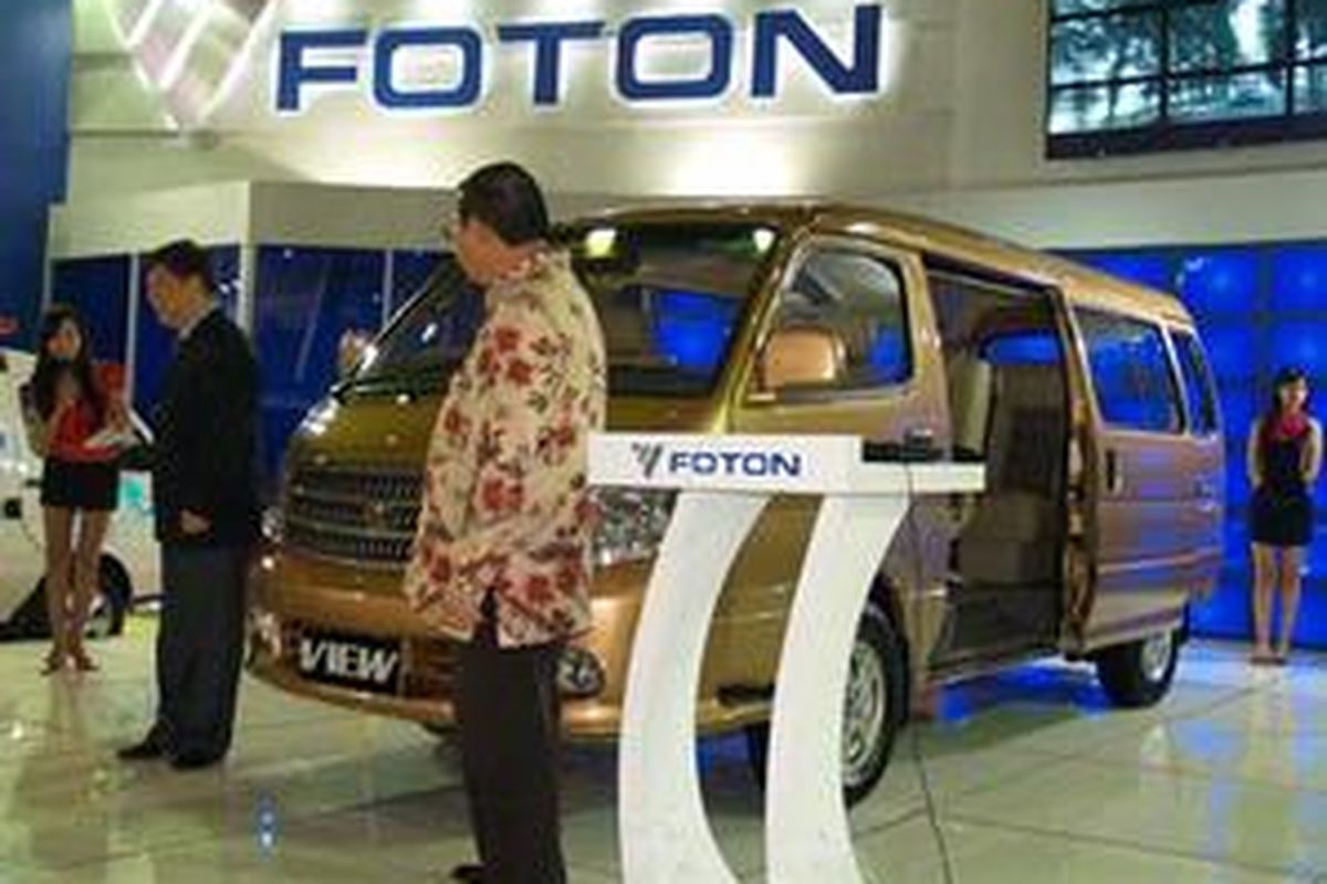 Produk terbaru Foton yang diluncurkan di Indonesia, mikrobus View XLC.