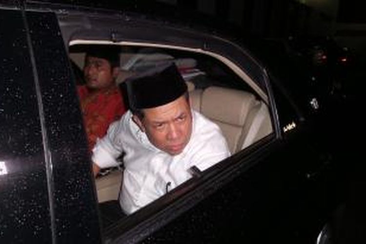 Wakil Ketua DPR RI Fahri Hamzah saat bertolak dari Kantor DPP PKS, Jalan TB Simatupang, Nomor 28, Pasar Minggu, Jakarta Selatan, Senin (11/1/2016).