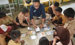 Edukasi Kesehatan Lingkungan Sejak Dini, Tim Ekspedisi Patriot Undip Dampingi Siswa Kawasan Transmigrasi PALI