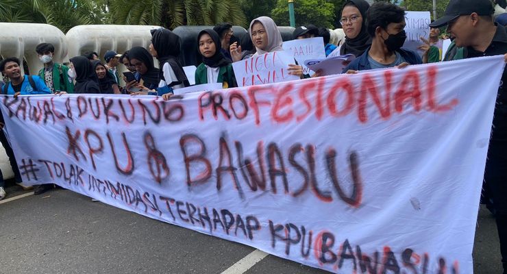 Ketika Kepuasan Publik terhadap Pemilu 2024 Merosot, Narasi soal Kejujuran yang Tercederai Makin Kuat 