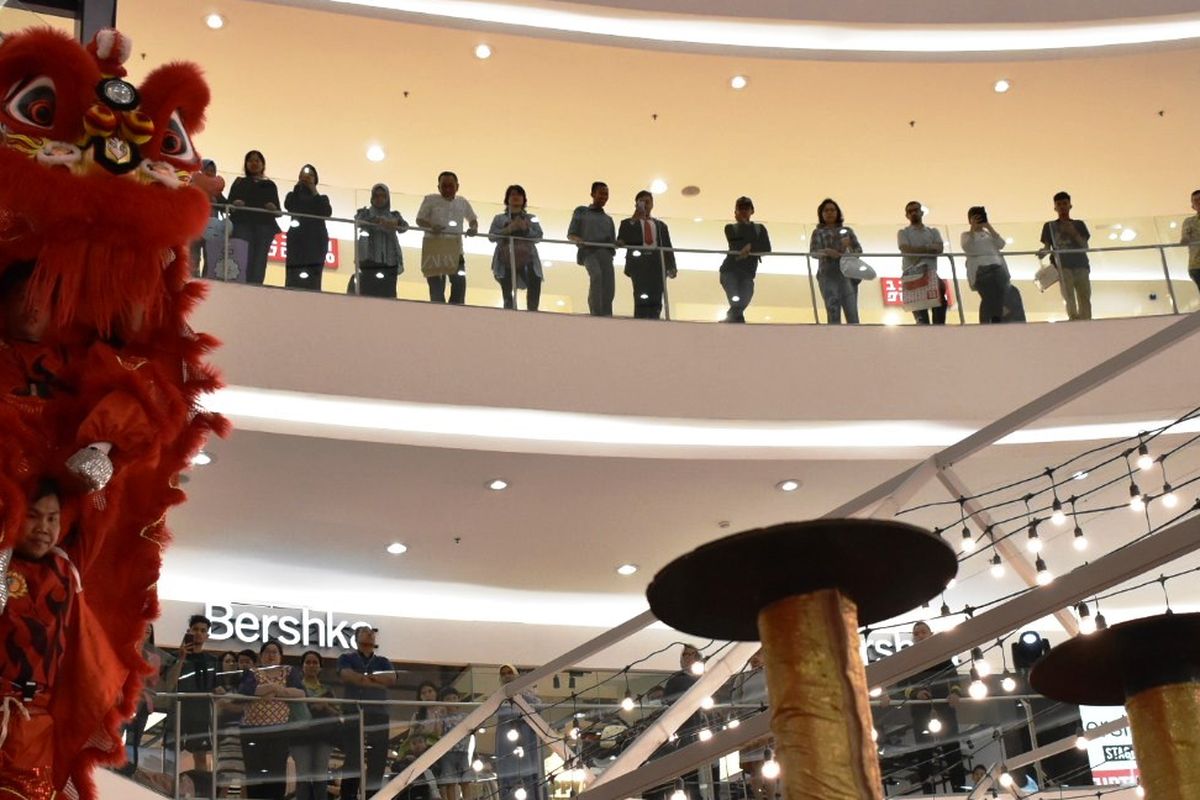 A file photo of lion dance performance in Senayan City Mall in Jakarta. 