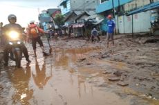 Pasca-banjir Bandang Bandung, Akar Pohon hingga Puing Lemari Hiasi Jalan