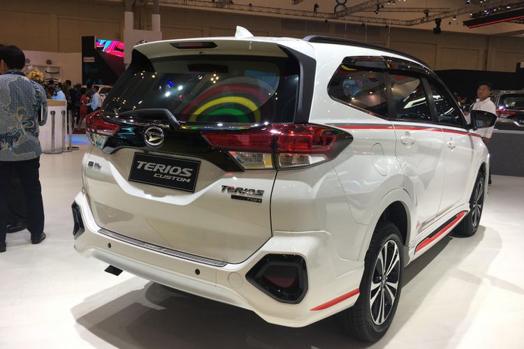 Daihatsu melepas varian baru Terios Custom di GIIAS 2018.
