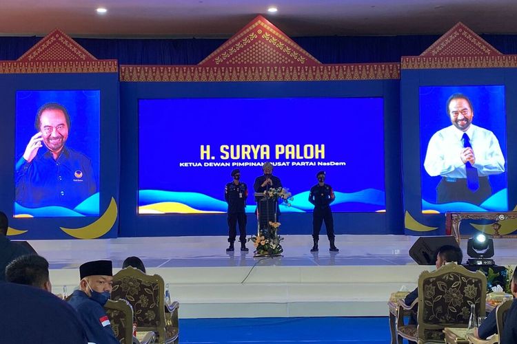 Ketua Umum (Ketum) Partai Nasdem Surya Paloh saat memberikan arahan kepada seluruh kadernya di Sumatera Selatan, Sabtu (19/11/2022).