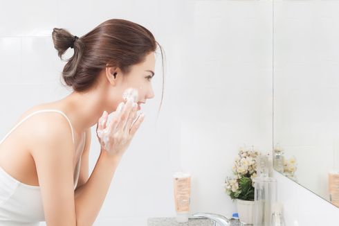 7 Rekomendasi Sabun Muka untuk Kulit Berminyak 