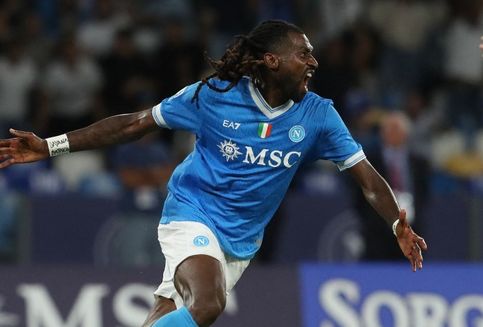 Hasil Lecce Vs Napoli 0-1: Partenopei Kokoh sebagai Capolista