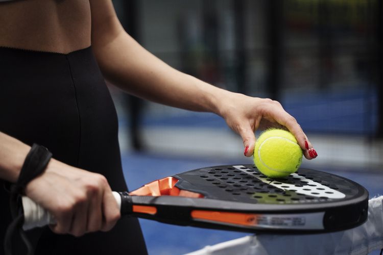 Ciri-Ciri Bola Padel yang Sudah Tidak Layak Pakai