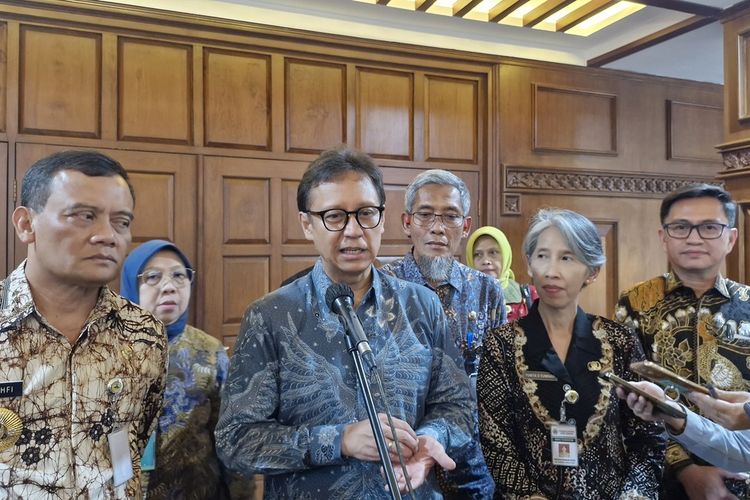 Menkes Ungkap Kebiasaan Buruk Penyebab Umur Pendek, Malas Gerak dan Banyak Gula
