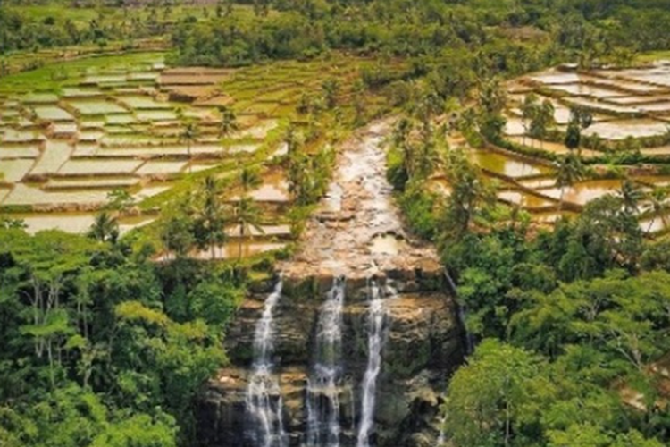 Curug Cigangsa, Kabupaten Sukabumi, Jawa Barat