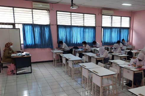 50 Persen Siswa SMAN 1 Tangerang Mulai Ikuti Belajar Tatap Muka