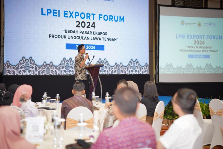 Lembaga Pembiayaan Ekspor Indonesia (LPEI) kembali menyelenggarakan pertemuan dengan eksportir unggulan Jateng dalam acara LPEI Export Forum 2024 di Semarang, Jateng, Rabu (3/7/2024). 
