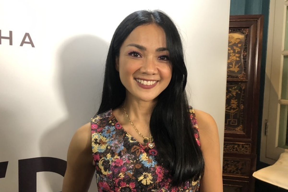 Nirina Zubir di kawasan Kebayoran Baru, Jakarta Selatan, Jumat (24/2/2023).