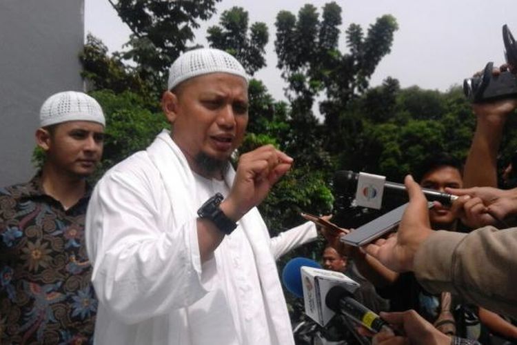 Ustadz Arifin Ilham saat di Mapolda Metro Jaya, Kamis (3/11/2016).