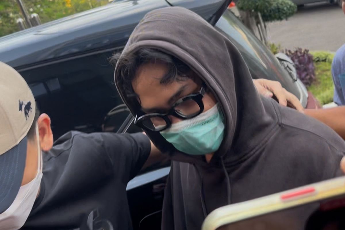 Temir port fohishalari