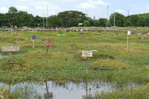 TPU Semper Langganan Banjir Saat Musim Hujan, Ahli Waris Ganti Batu Nisan dengan Patok Bambu