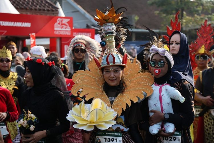 Ajang Bank Jateng Friendship Run (BJFR) 2025 diikuti 1.000 pelari. Hadirkan keindahan Kota Purwokerto dan produk-produk UMKM lokal. 
