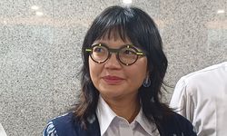 Cerita Wamen Stella, Kuliah di Harvard Pakai Beasiswa dan Punya 2 Pekerjaan Sampingan