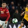 Nikmatnya Nonton Bola sembari Berdiri di Old Trafford