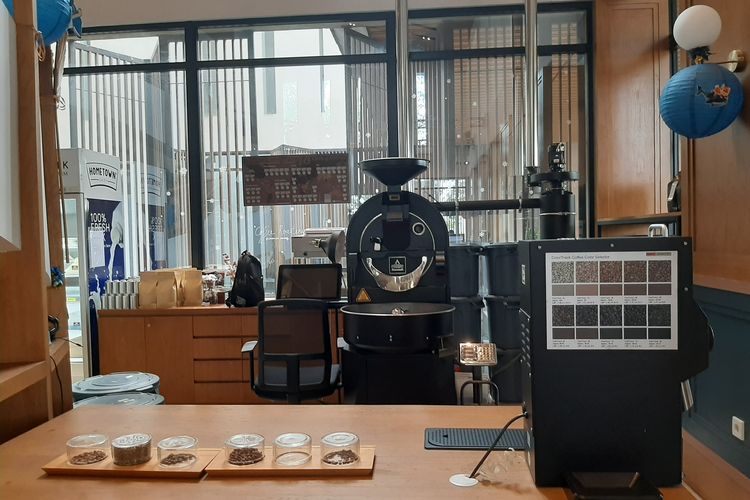 Mesin Roaster di Afterseven, BSD, Tangerang, Banten