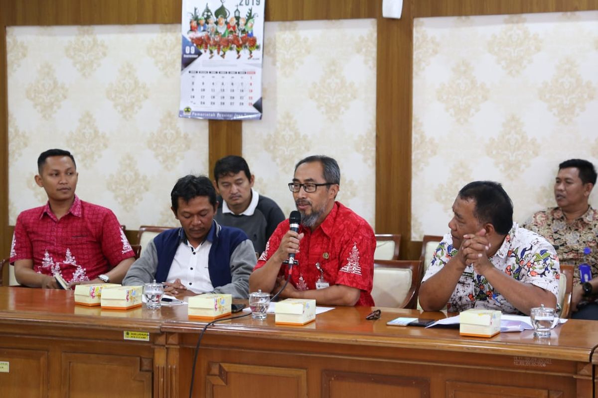 Salah satu panitia Kongres Sampah Putut Yulianto saat memberikan keterangan terkait acara tersebut.