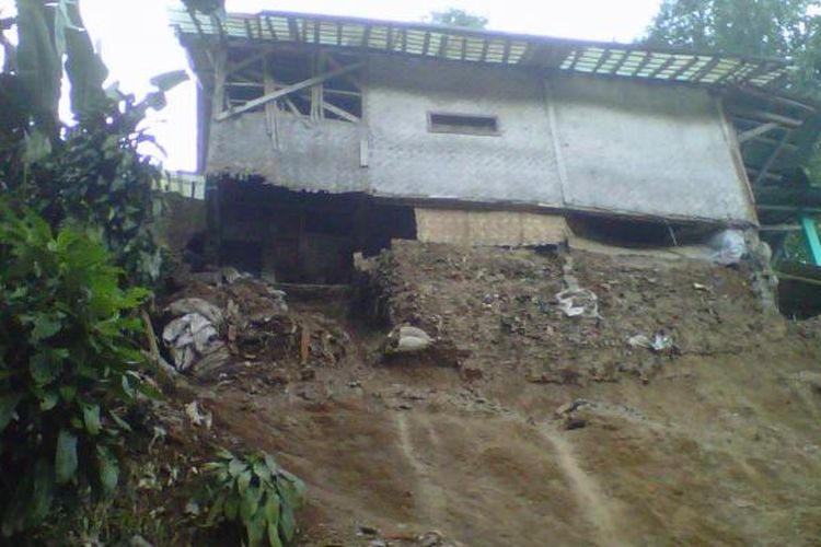 Longsor, Rumah Warga Di Sukabumi Ikut Tergerus Halaman All - Kompas.com