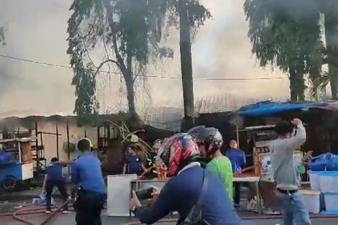 Pasar Raya Padang Terbakar, 40 Kios Pedagang Ludes Dilalap Api